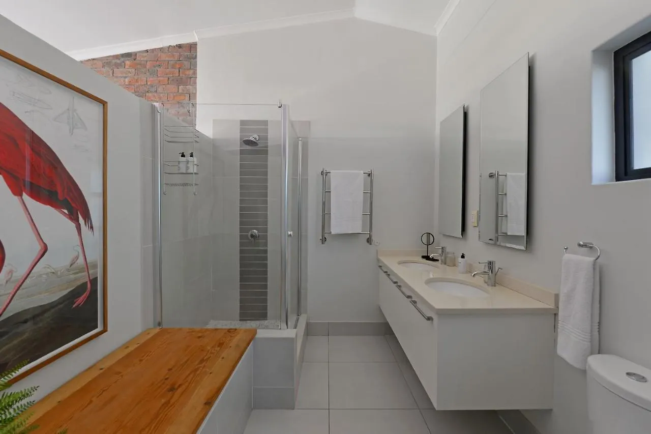 Top-Floor 2 Bed Unmatched Table Mountain Views Cape Town 0*,  South Africa